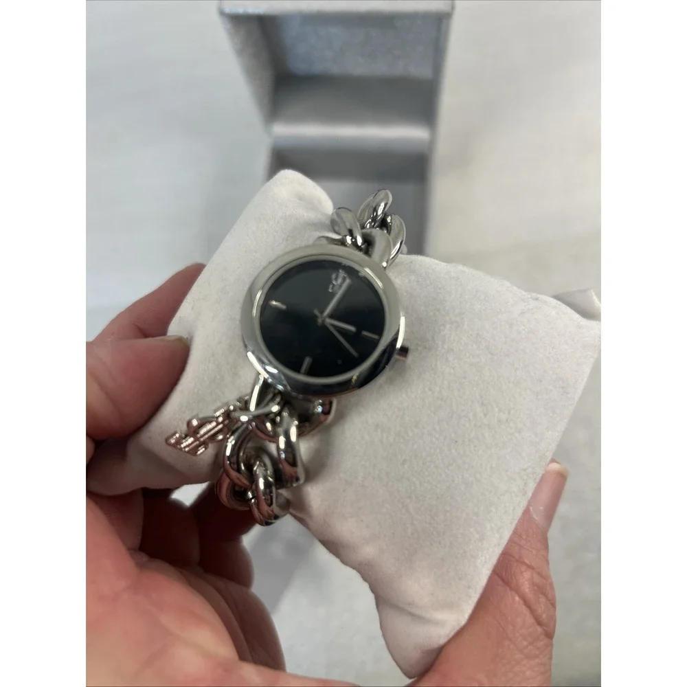 Jennifer Lopez Analog Women's Chain Wrist Watch Read
